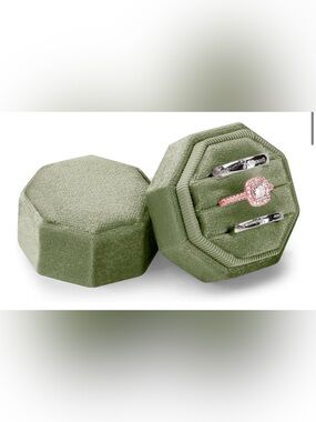 Octagonal Olive Green Velvet Ring Box - 3 Slot Jewelry Case